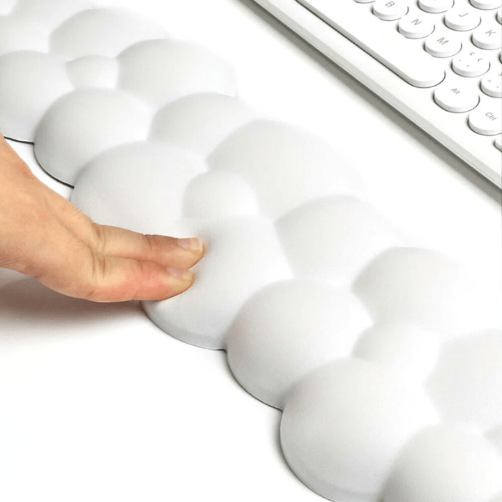 Inspodesk White CloudSoft White Wrist Pad Set