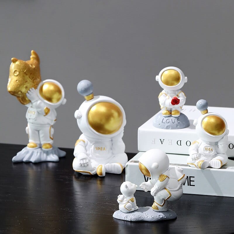 Merelucky Astra 'Cosmic Companion' Ornamental Desk Miniature